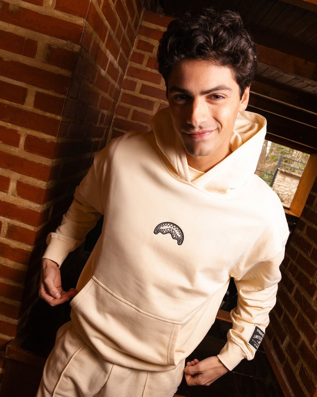 PURE REGULAR HOODIE