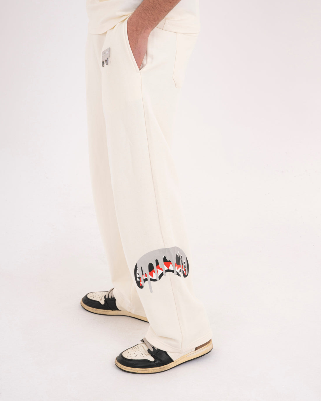 SILVER DRIP OVER PANTS