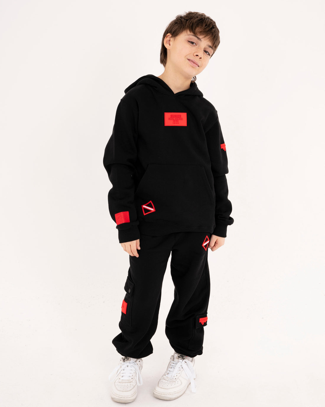 TOUCH OF RED REGULAR HOODIE BLACK