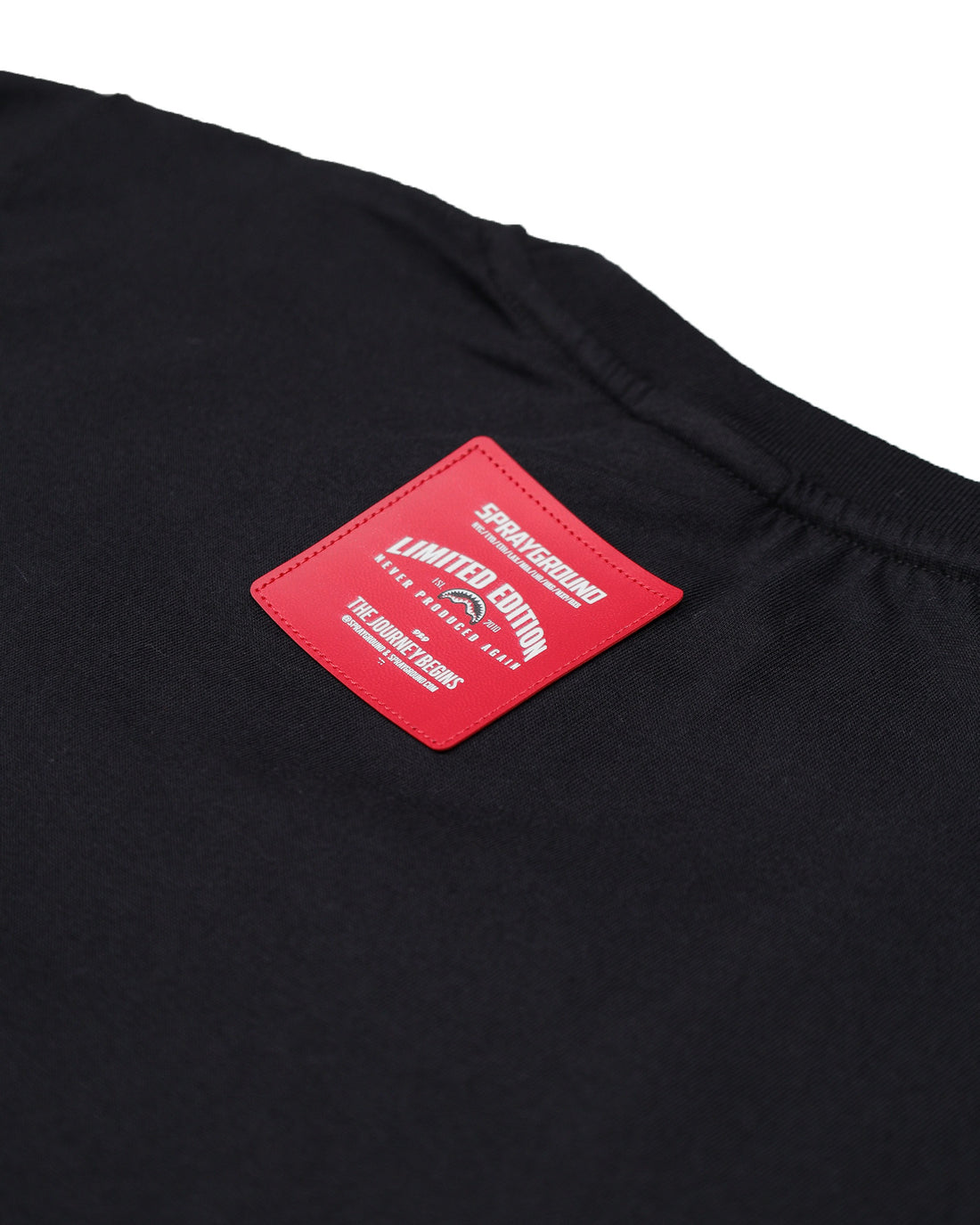 TOUCH OF RED REGULAR T-SHIRT
