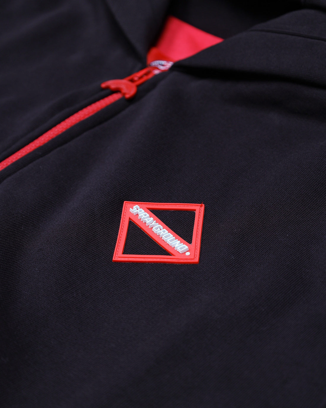 TOUCH OF RED OVER FULL-ZIP HOODIE BLACK