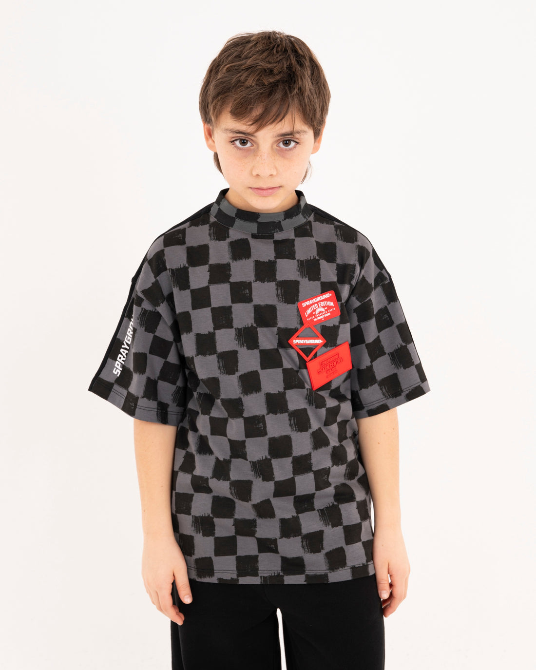 TURN AROUND OVER T-SHIRT