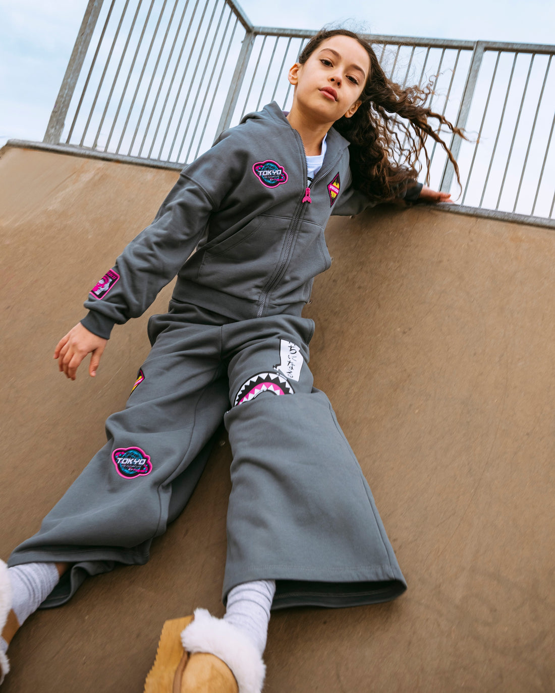 SHARK IN JAPAN PANTS