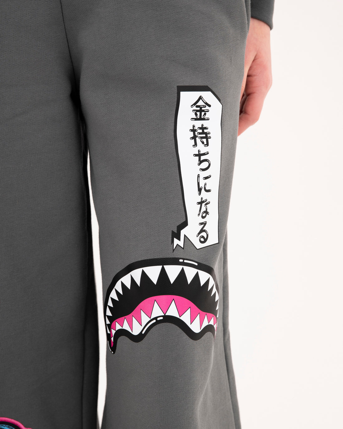 SHARK IN JAPAN PANTS