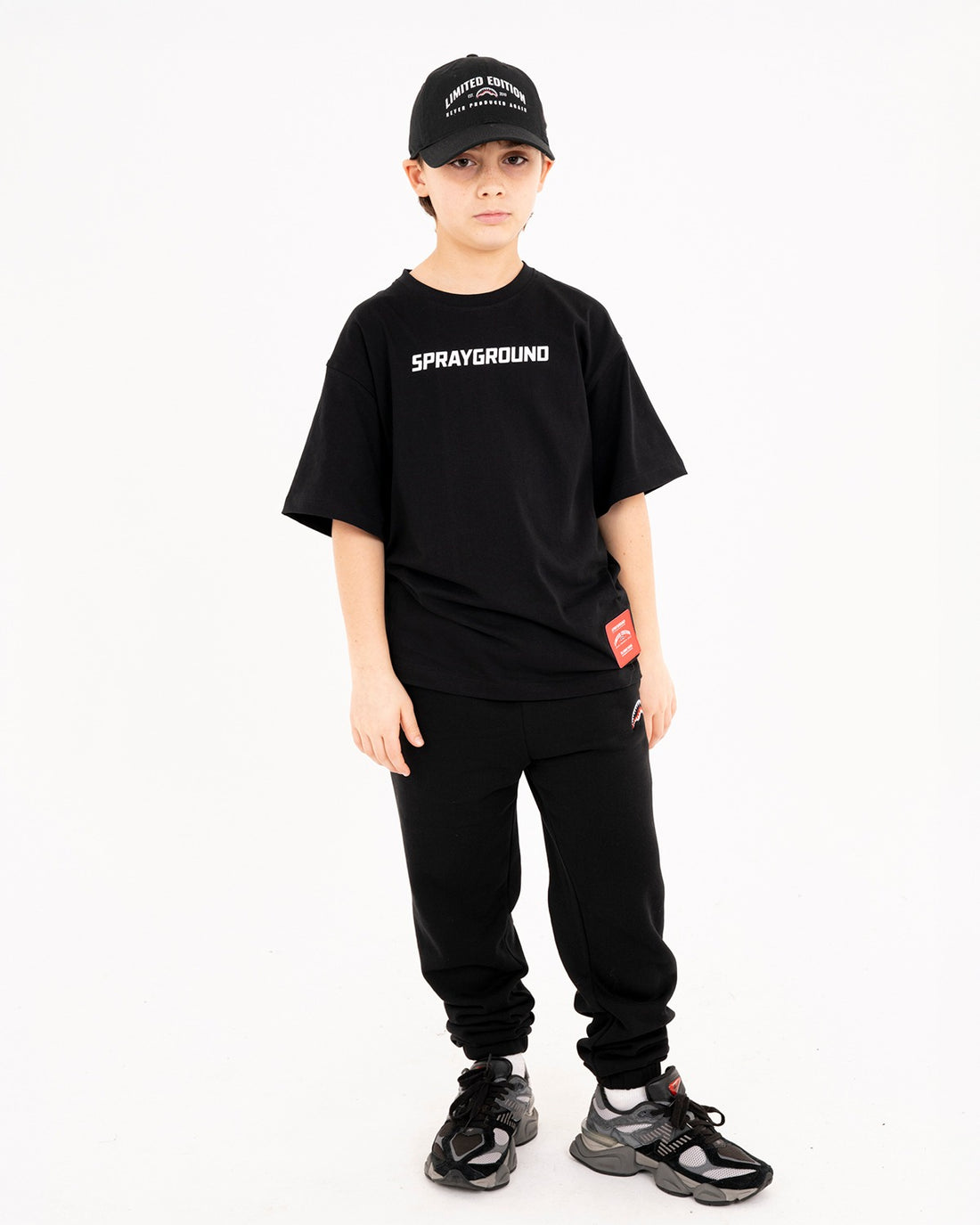 SHARK SHORT OVER T-SHIRT BLACK