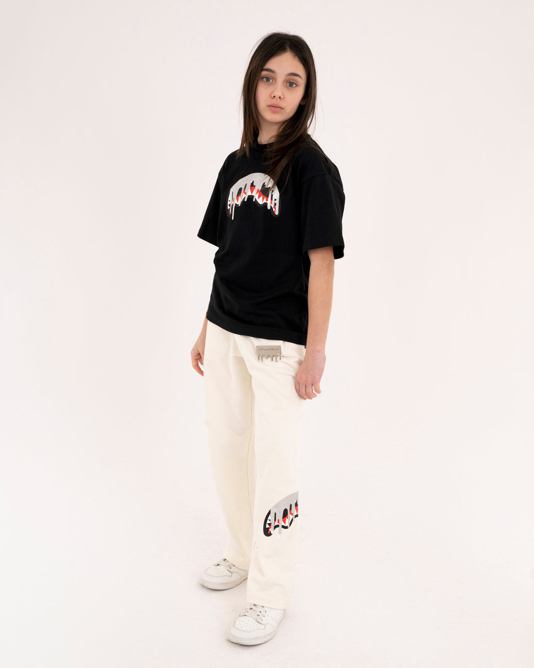 SILVER DRIP OVER PANTS