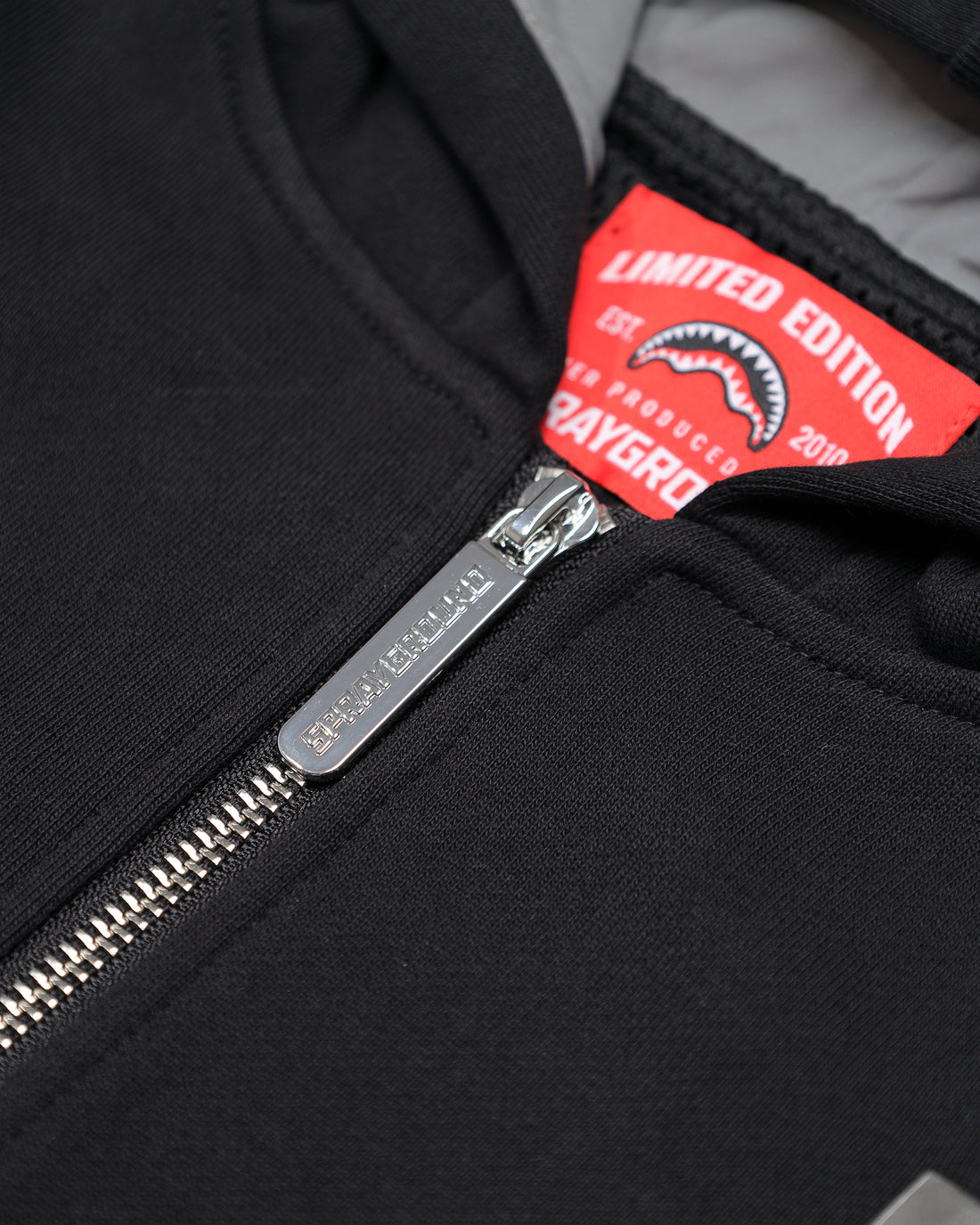 SILVER DRIP SMOOTH PERFECT FULL-ZIP HOODIE BLACK
