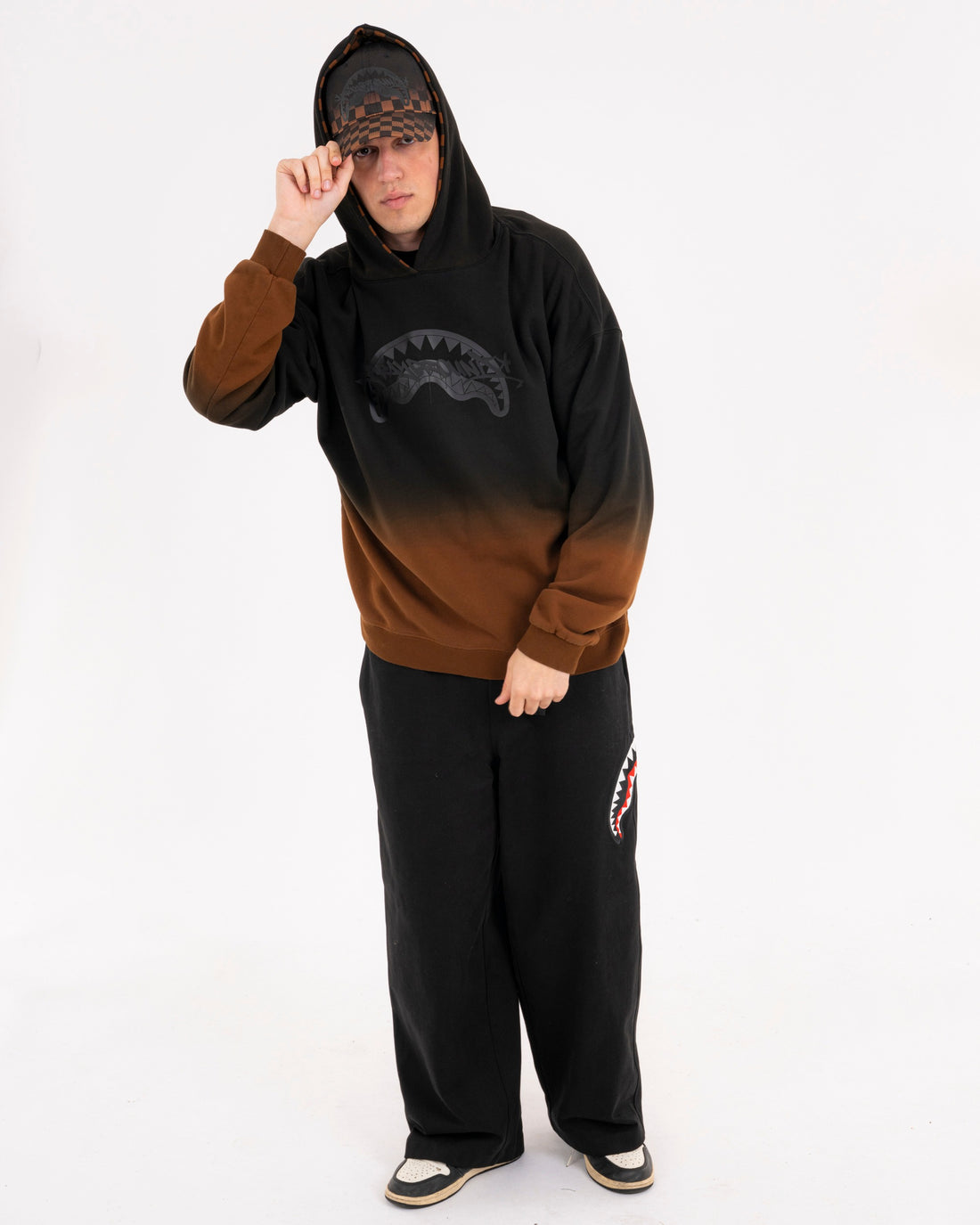 SHADED COMFY HOODIE