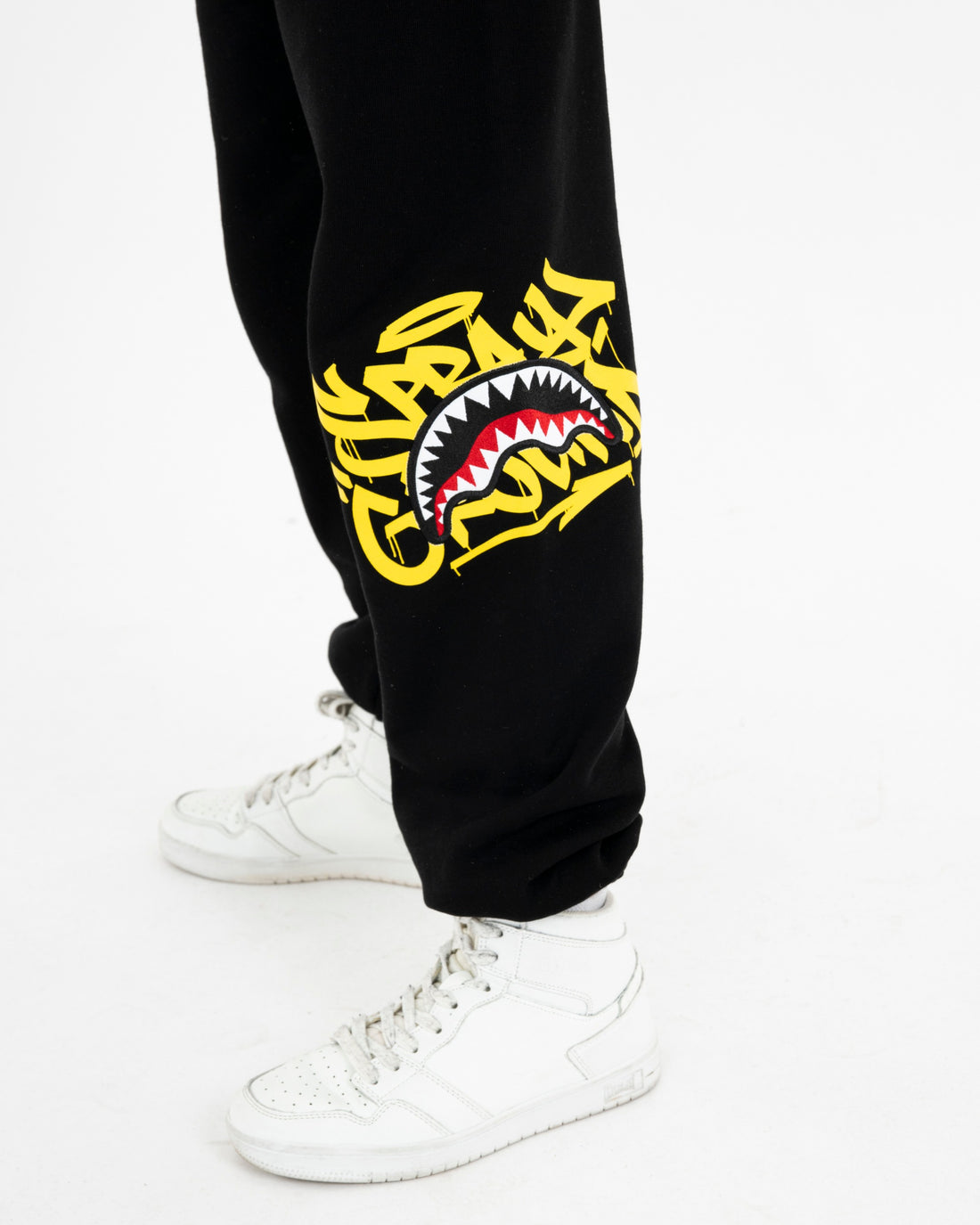 SPRAYGROUND TAG BAGGY PANTS BLACK