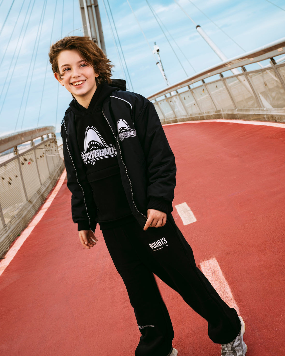 LUX SWERVE CAPSULE OVER PANTS