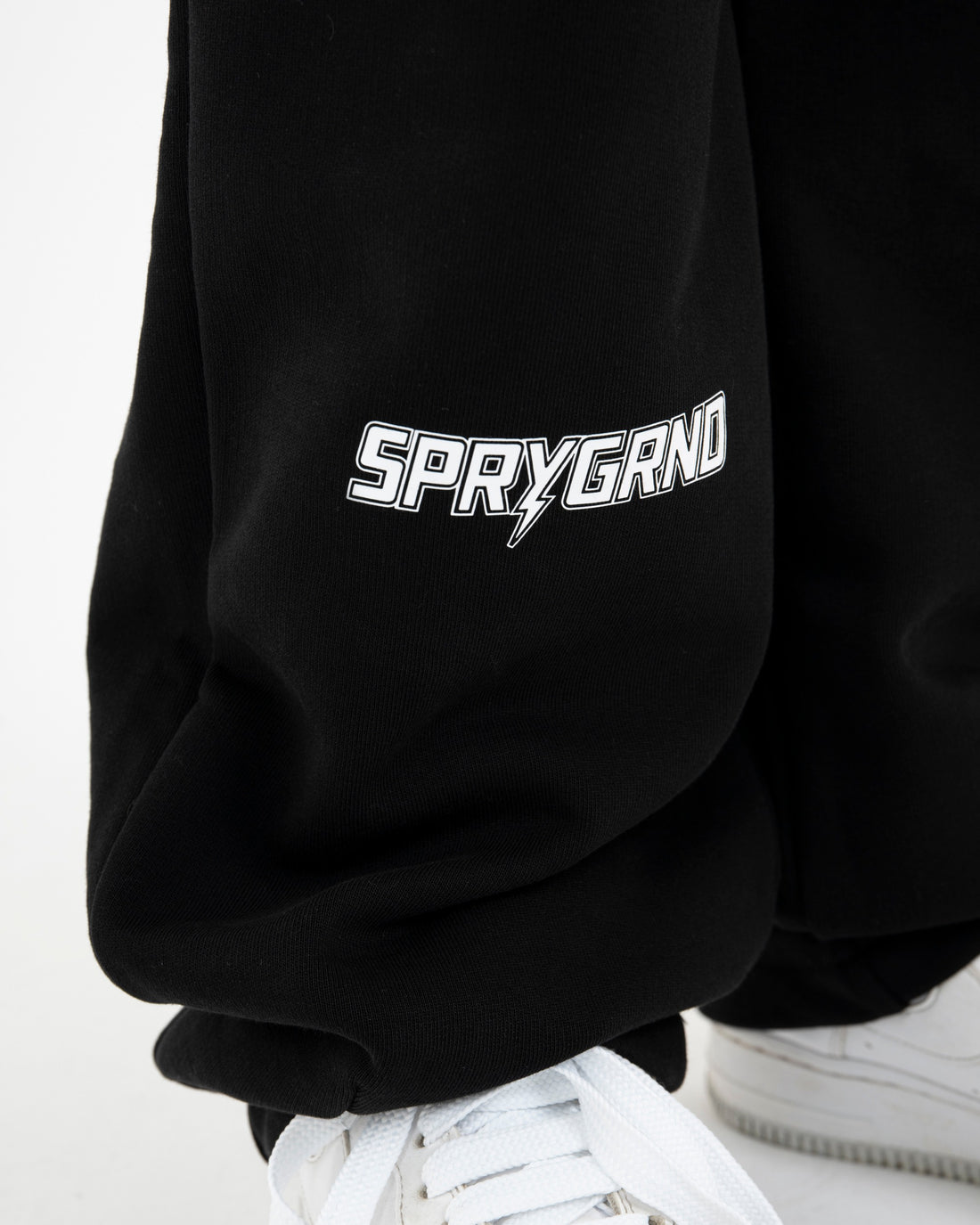 LUX SWERVE CAPSULE OVER PANTS