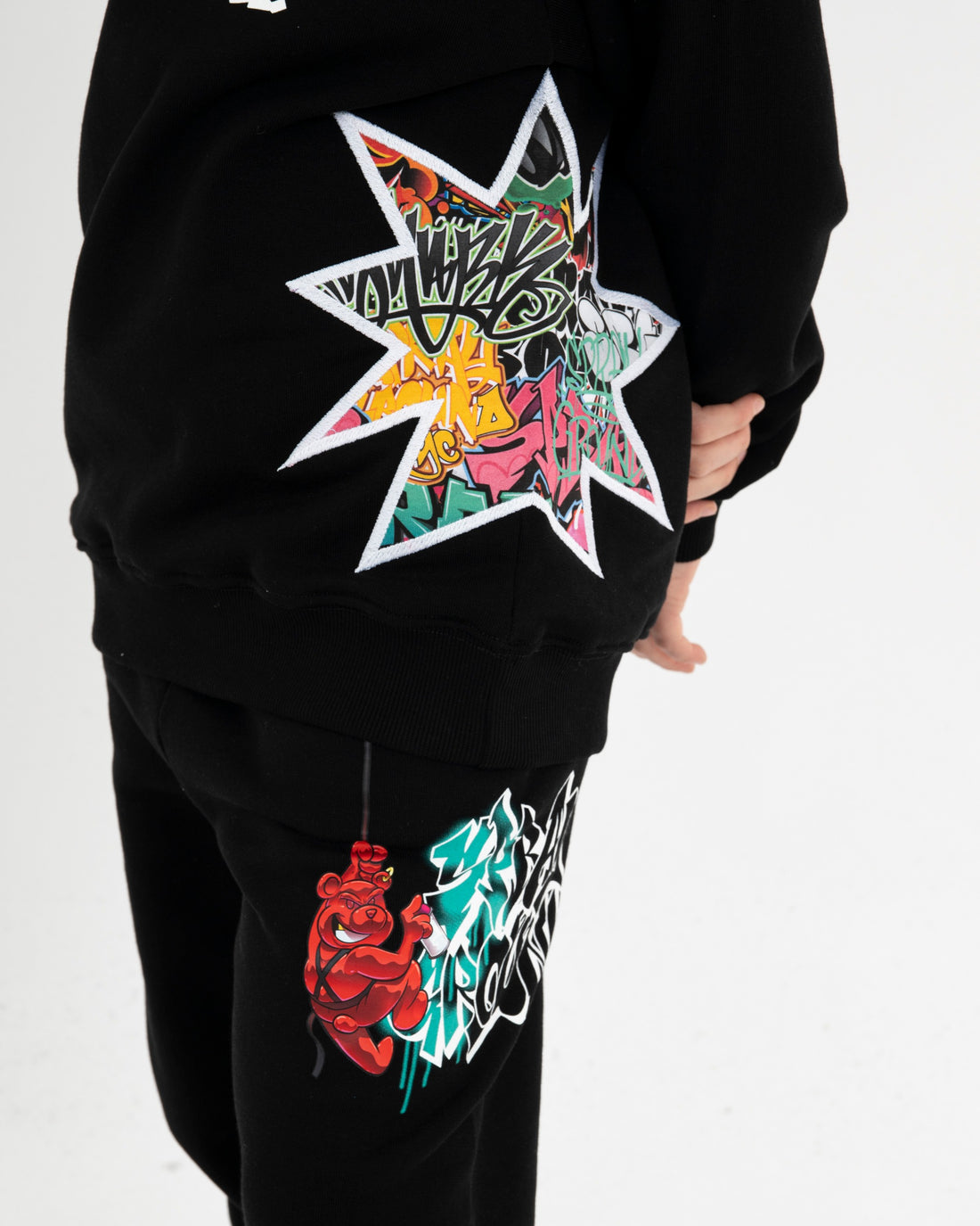 GRAFFITI BITE REGULAR HOODIE