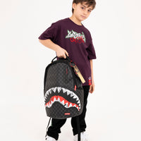 SPRAYGROUND IN THE WALL OVER T-SHIRT