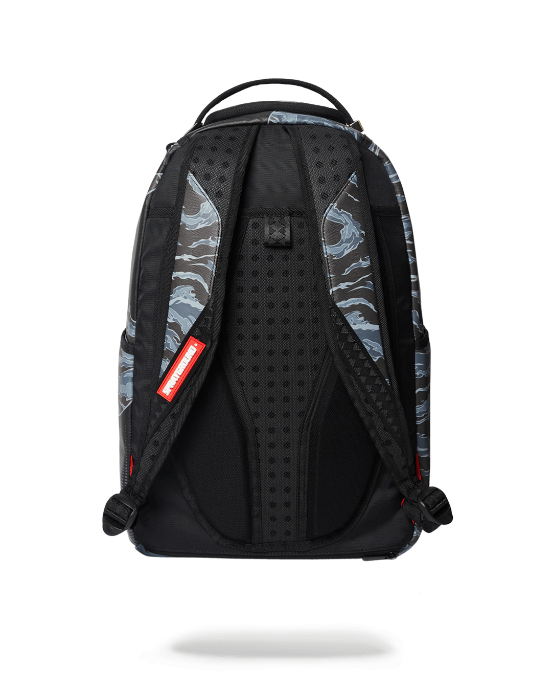 Dazed And Shark Backpack (dlxv)