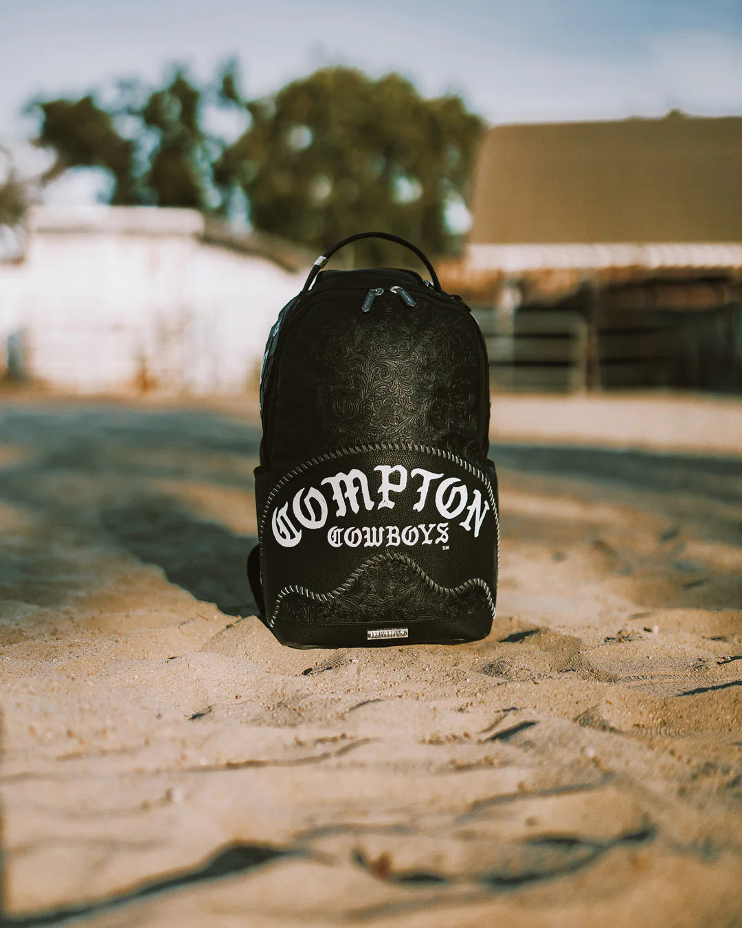 Compton Backpack Mouth