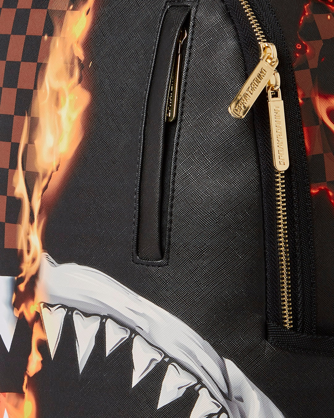 Burnt Sharks In Paris Dlx Backpack 910b3460nsz