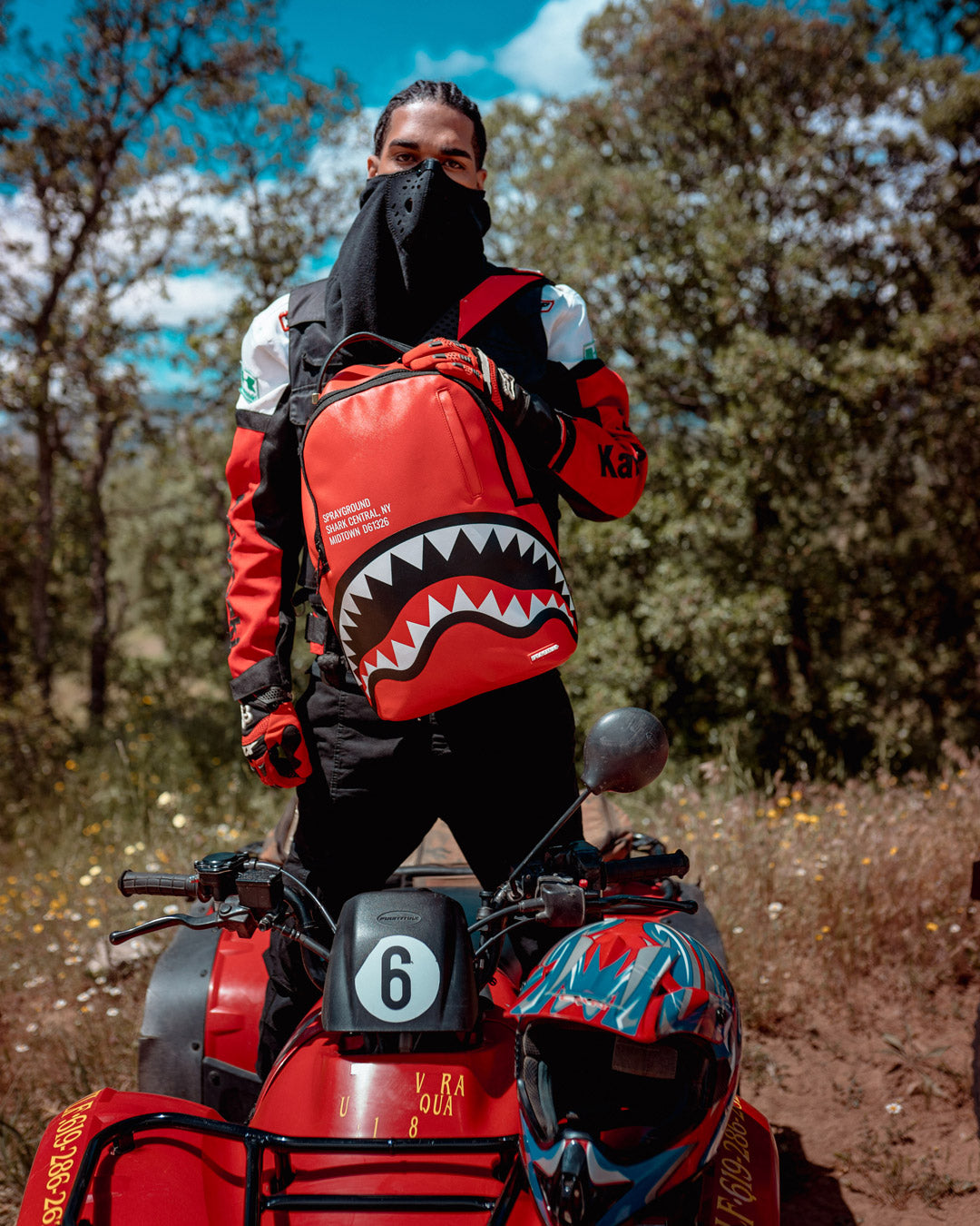 Core Red Sharkmouth Backpack 910b4619nsz