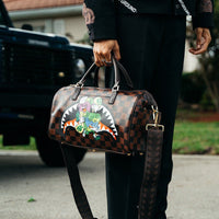 Borsa Sprayground MONEY CHASER MINI DUFFLE Marrone